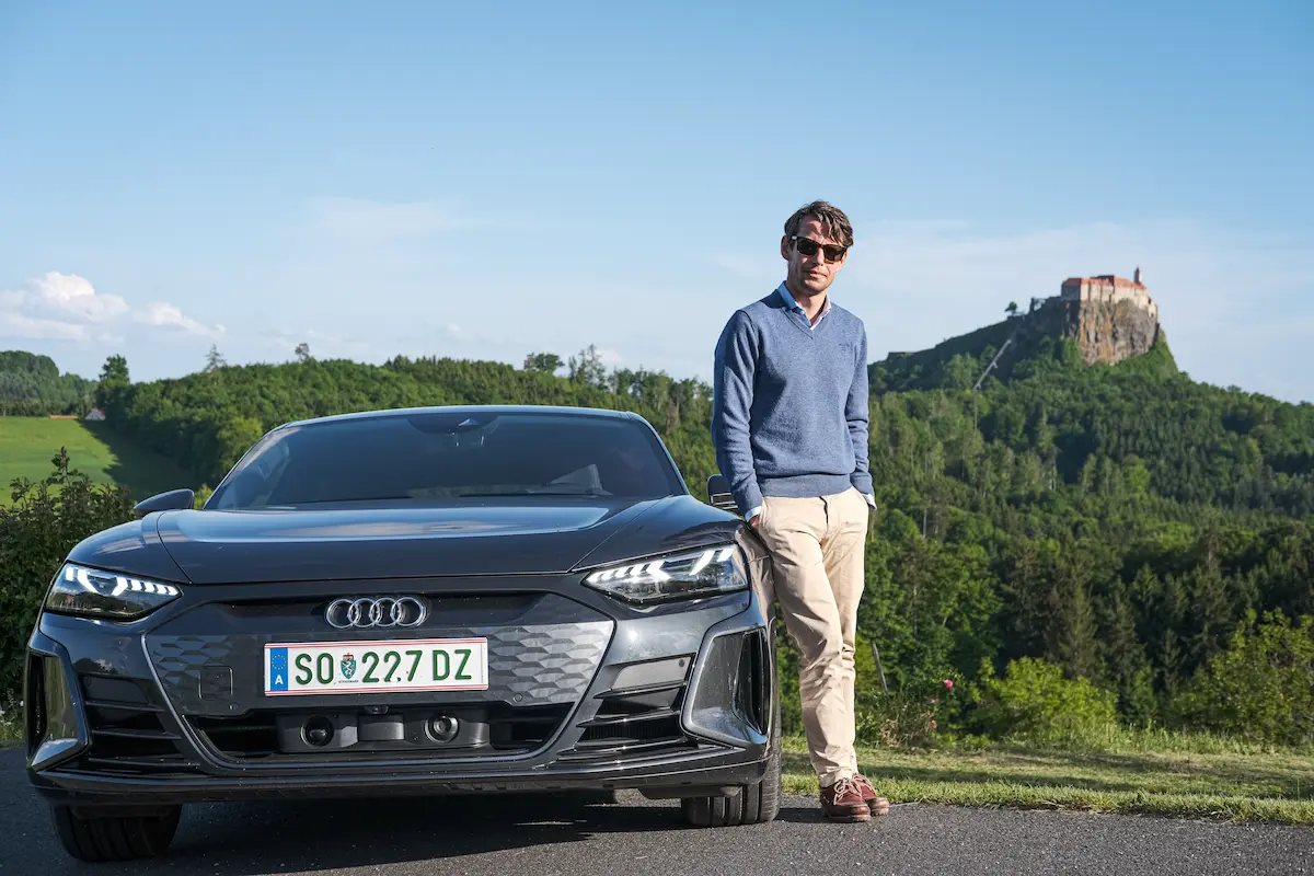 In viaggio elettrico con il Dr. Principe Emanuel di Liechtenstein