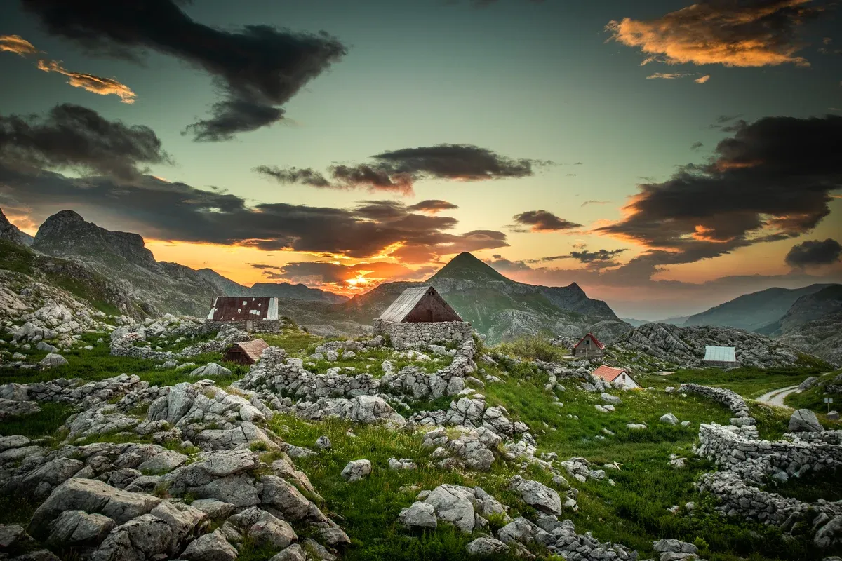 Parque natural Komovi – La silenciosa naturaleza salvaje de montaña de Europa